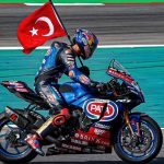 Toprak Razgatlıoğlu, Dünya Superbike Şampiyonası Superpole yarışını zirvede tamamladı-1-min