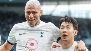 Tottenham Son Dakika Golüyle Galip