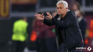 Jose Mourinho'nun Savunma Felsefesi_ Fenerbahçe'nin Yükselen Defans Performansı